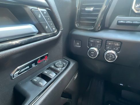 Used 2023 GMC Sierra 1500 AT4 w/ AT4 Premium Package AWD/4WD image 35