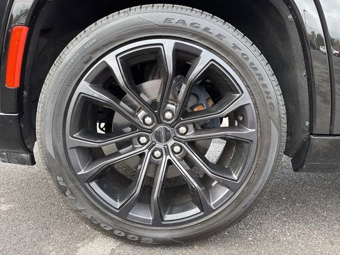 Used 2022 Jeep Grand Wagoneer Series II image 16