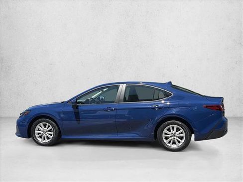 Used 2025 Toyota Camry LE FWD image 8