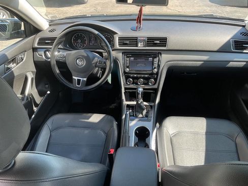 Used 2014 Volkswagen Passat 2.5 SE image 10