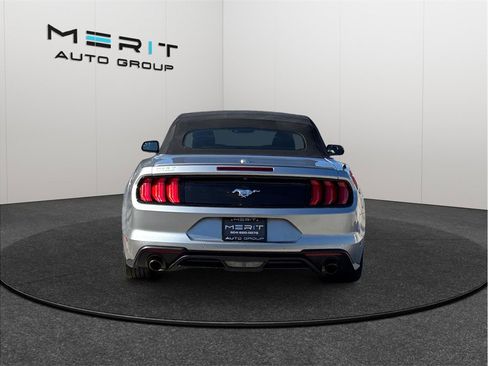 Used 2020 Ford Mustang Premium image 8