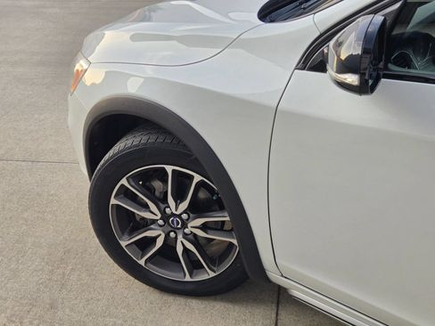 Used 2016 Volvo V60 T5 Cross Country w/ Convenience Package AWD/4WD image 35