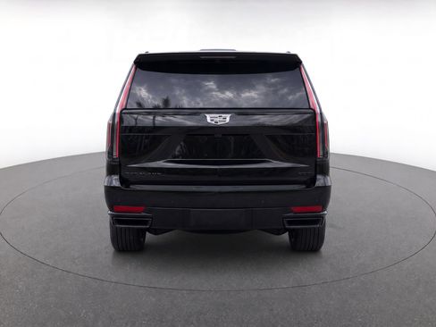 Used 2024 Cadillac Escalade ESV Sport w/ LPO, ONYX Package AWD/4WD image 7