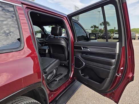 New 2026 Jeep Grand Wagoneer 2WD image 16