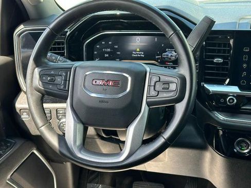 Used 2024 GMC Sierra 1500 SLT AWD/4WD image 12