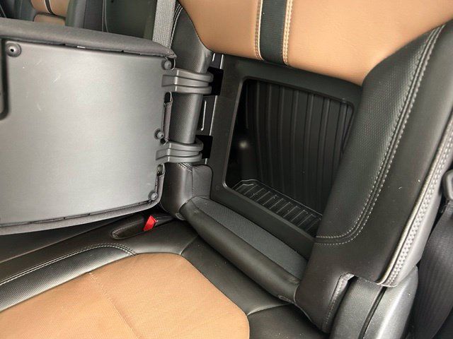 Used 2019 Chevrolet Silverado 1500 High Country AWD/4WD image 27