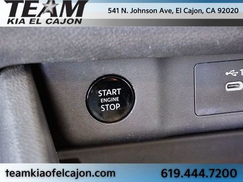 Used 2024 Nissan Rogue S FWD image 29