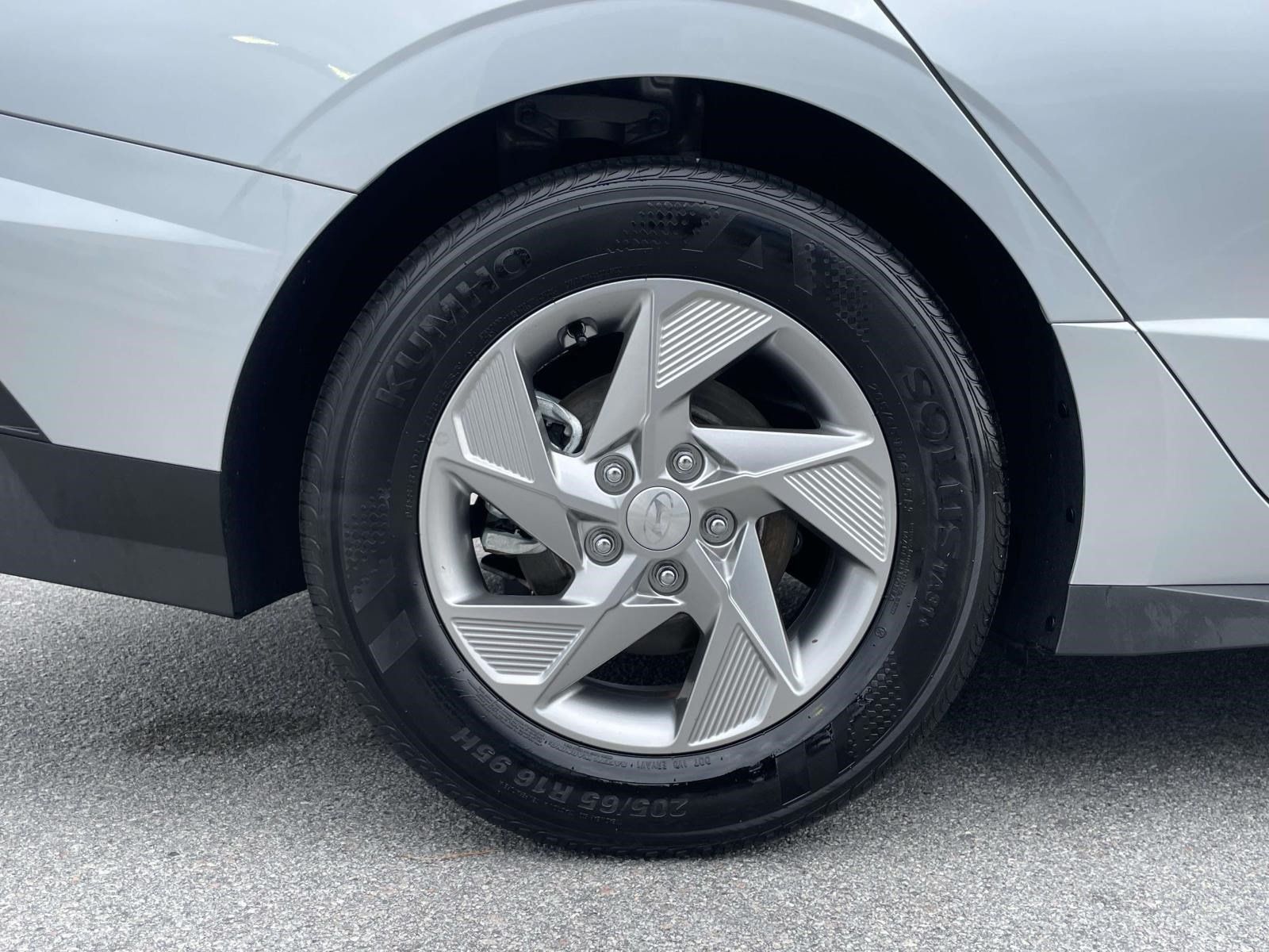 Used 2025 Hyundai Sonata SE FWD image 7