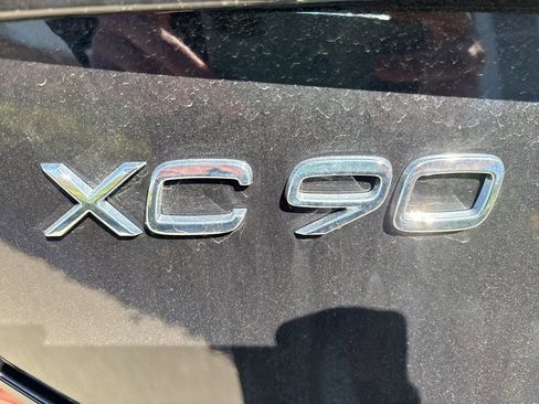 New 2026 Volvo XC90 T8 Ultra w/ Protection Package Premier AWD/4WD image 9