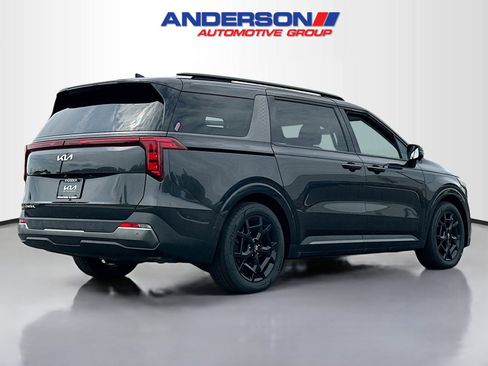New 2025 Kia Carnival SX image 2