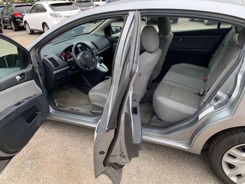 Used 2011 Nissan Sentra 2.0 S FWD image 15