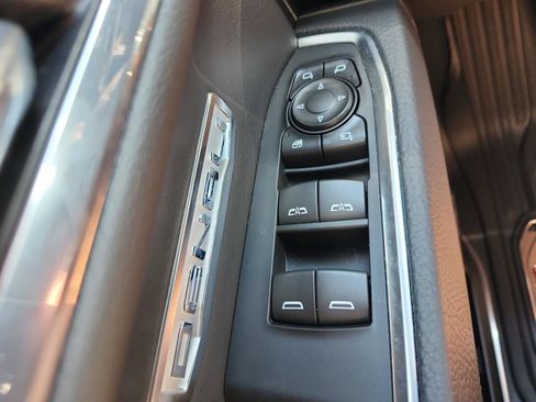 Certified 2025 GMC Sierra 1500 Denali w/ Denali Reserve Package AWD/4WD image 24