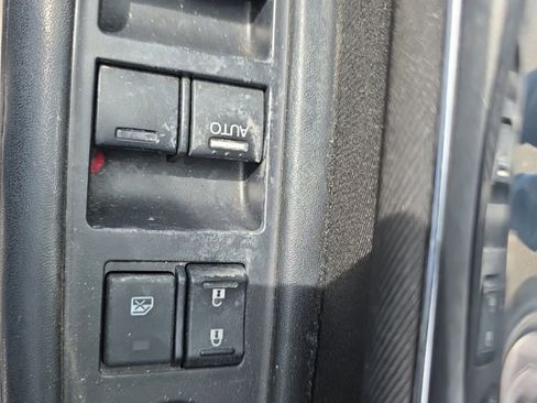 Used 2016 Honda HR-V EX image 12