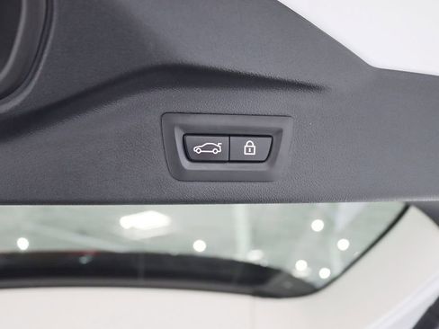 Used 2022 BMW ALPINA XB7 AWD/4WD image 47
