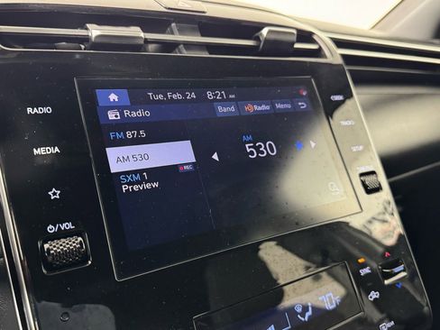 Used 2024 Hyundai Santa Cruz SEL image 15