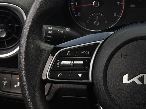 Used 2023 Kia Forte LXS w/ LXS Technology Package image 13