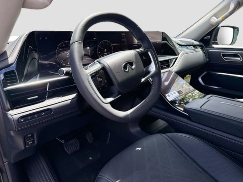 New 2026 INFINITI QX80 Luxe w/ Cargo Package RWD image 9