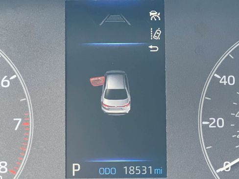 Certified 2023 Toyota Corolla LE image 29