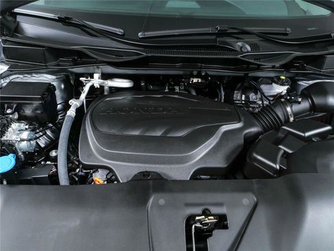 Used 2024 Honda Odyssey Touring image 39