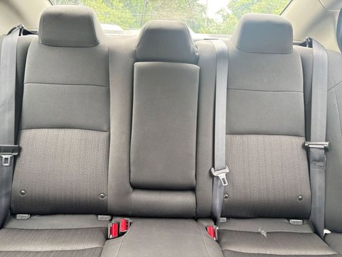 Used 2025 Nissan Altima 2.5 SV FWD image 38