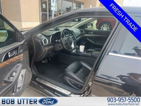 Used 2016 Nissan Maxima Platinum FWD image 4