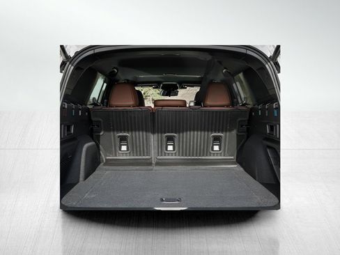 New 2026 Subaru Outback Touring image 8