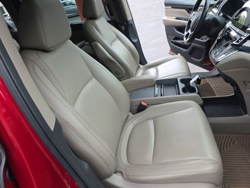 Used 2023 Honda Odyssey Touring image 29