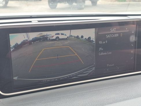 Used 2019 Lexus RX 450hL Premium w/ Premium Package AWD/4WD image 27