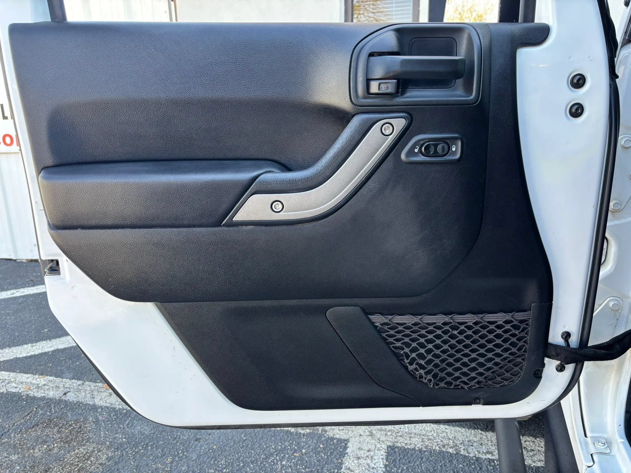 Used 2018 Jeep Wrangler Unlimited Sport S AWD/4WD image 35