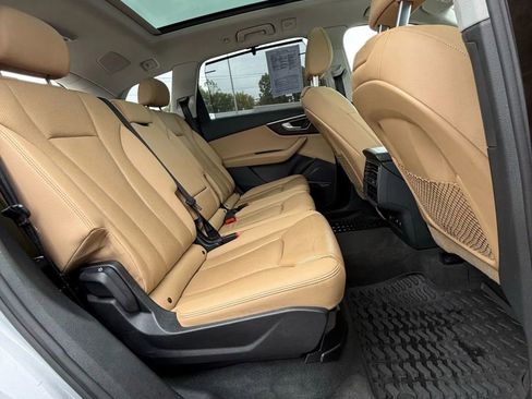 Used 2020 Audi Q7 3.0T Premium Plus w/ Premium Plus Package image 19