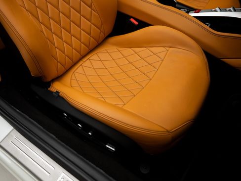 Used 2015 Ferrari California T RWD image 68