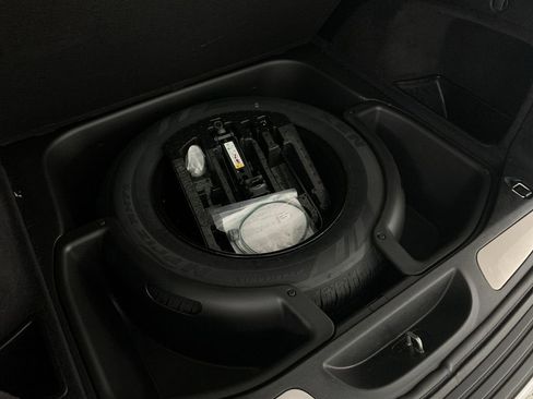 Used 2019 Jeep Grand Cherokee Limited w/ Trailer Tow Group IV AWD/4WD image 26