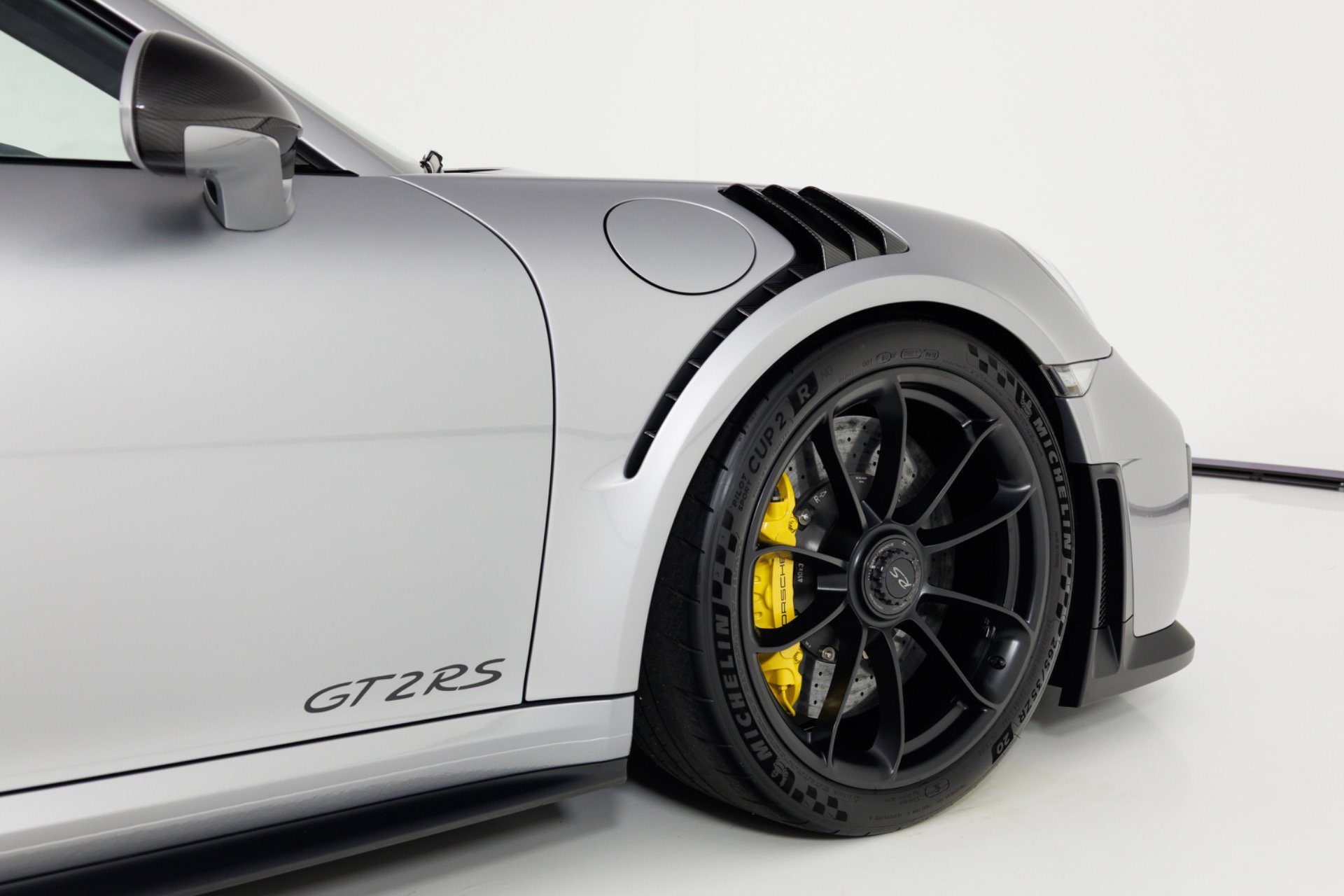 Used 2018 Porsche 911 GT2 RS RWD image 67