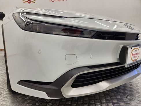 New 2026 Toyota Prius Plug-In Hybrid image 9