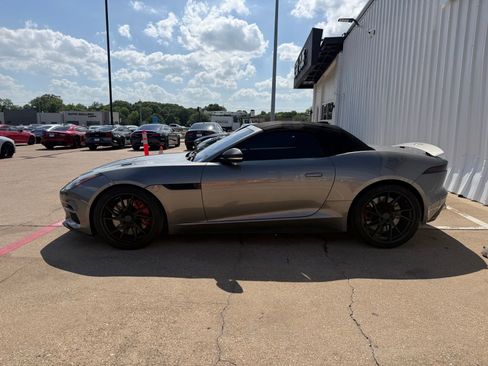 Used 2018 Jaguar F-TYPE R AWD/4WD image 3