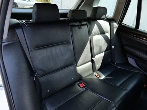 Used 2017 BMW X3 xDrive28i w/ Premium Package image 42