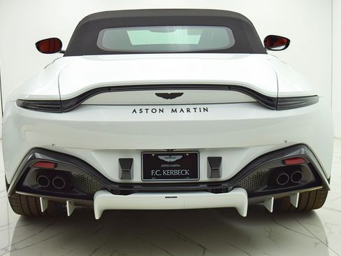 Used 2023 Aston Martin V8 Vantage Roadster RWD image 19