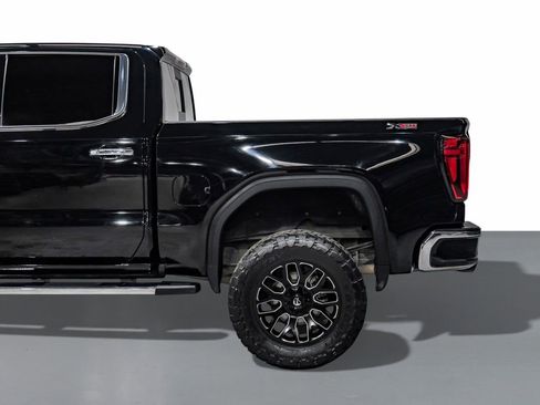 Used 2019 GMC Sierra 1500 SLT image 11