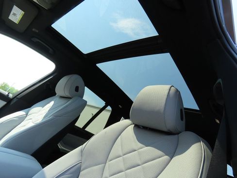 New 2026 BMW X5 xDrive40i w/ Executive Package image 43