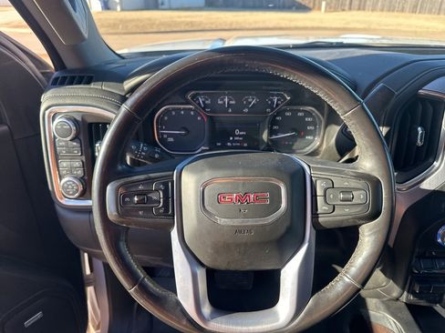 Used 2020 GMC Sierra 3500 SLT w/ SLT Premium Plus Package image 17