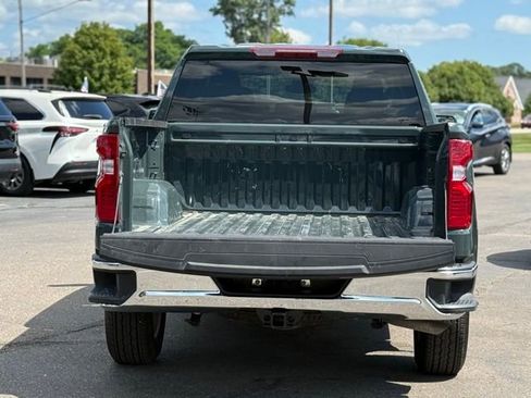 Used 2025 Chevrolet Silverado 1500 LT image 41