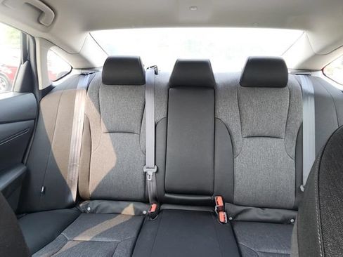 Used 2025 Honda Accord LX image 12