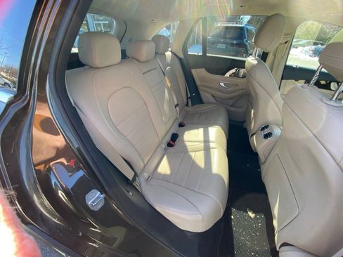 Used 2016 Mercedes-Benz GLC 300 4MATIC image 29
