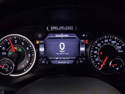 Used 2019 RAM 1500 Laramie image 48