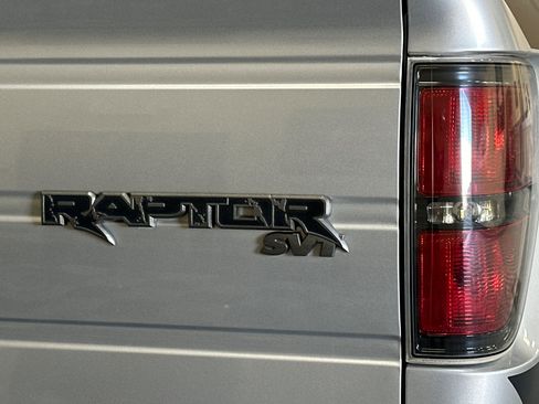 Used 2012 Ford F150 Raptor w/ Raptor Luxury Pkg image 46