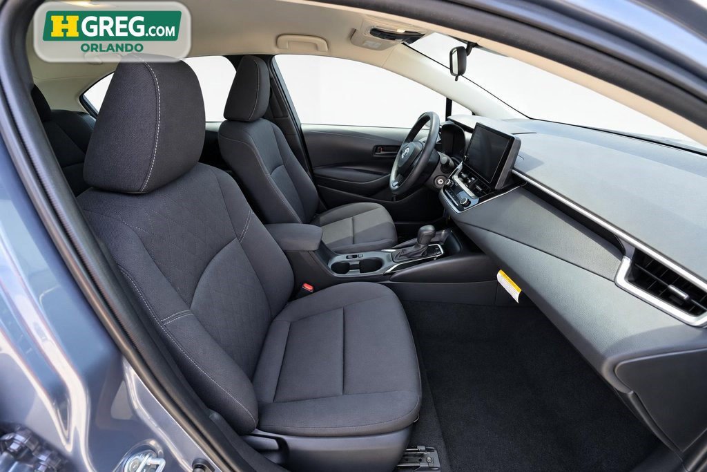 Used 2024 Toyota Corolla LE FWD image 11