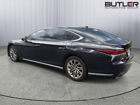 Used 2018 Lexus LS 500 w/ Interior Upgrade Package RWD image 4
