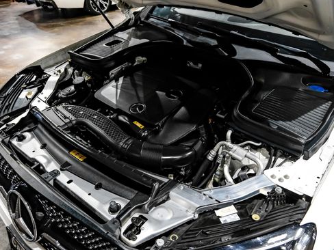 Used 2021 Mercedes-Benz GLC 300 image 51