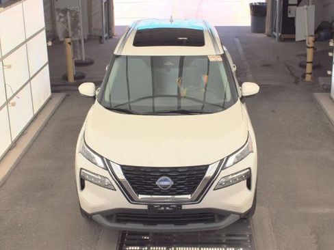 Used 2023 Nissan Rogue SV w/ SV Premium B Package AWD/4WD image 5