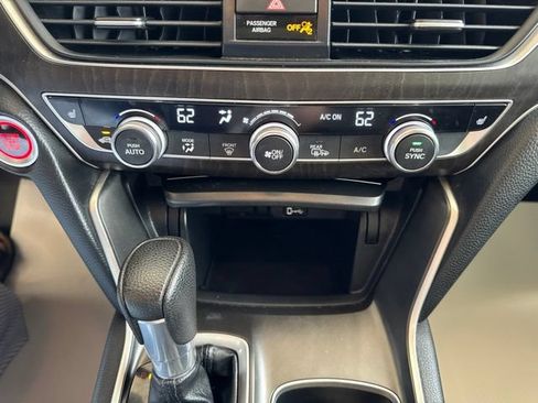 Used 2019 Honda Accord EX image 20